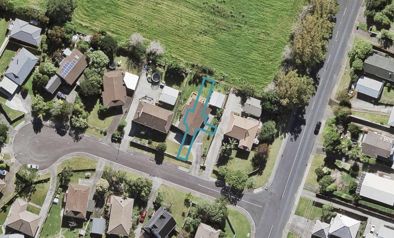 3D Glenbury Place, Massey, Auckland - Carousel 1