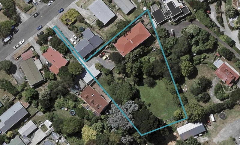 18 Pitoitoi Street, Otaihanga, Paraparaumu - Carousel 1