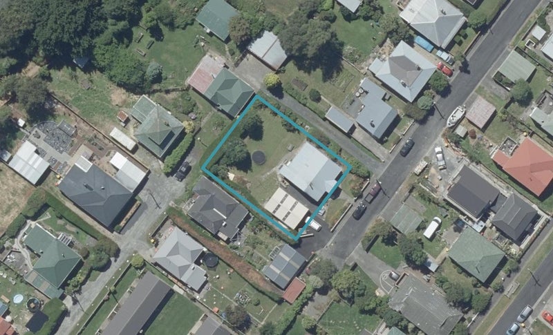 1 Font Street, Kaikorai, Dunedin - Carousel 1