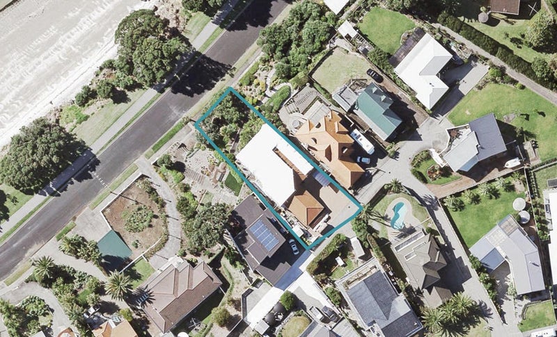 13 Omana Esplanade, Maraetai, Auckland - Carousel 1