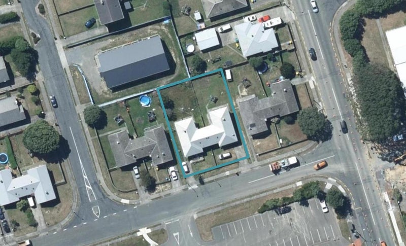 8/6B Niagara Street, Waitangirua, Porirua - Carousel 1