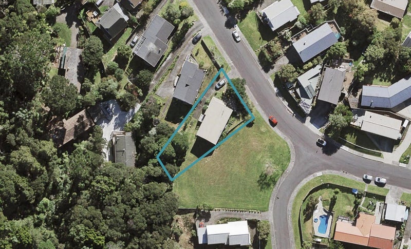 12 Anne McLean Drive, Bayview, Auckland - Carousel 1