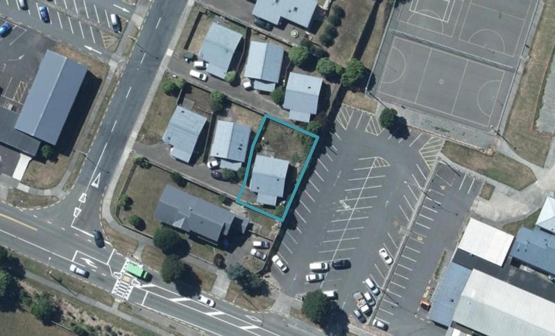 2C Mckillop Street, Ranui, Porirua - Carousel 1
