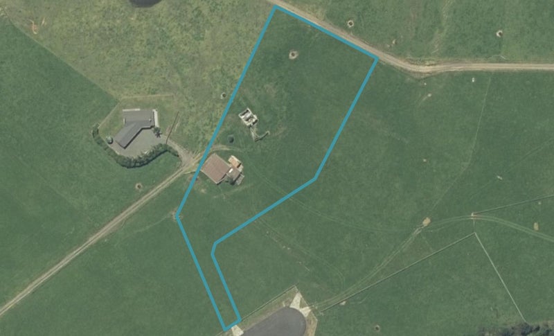 7 Ebner Place, KAIAUA, MIRANDA - Carousel 1
