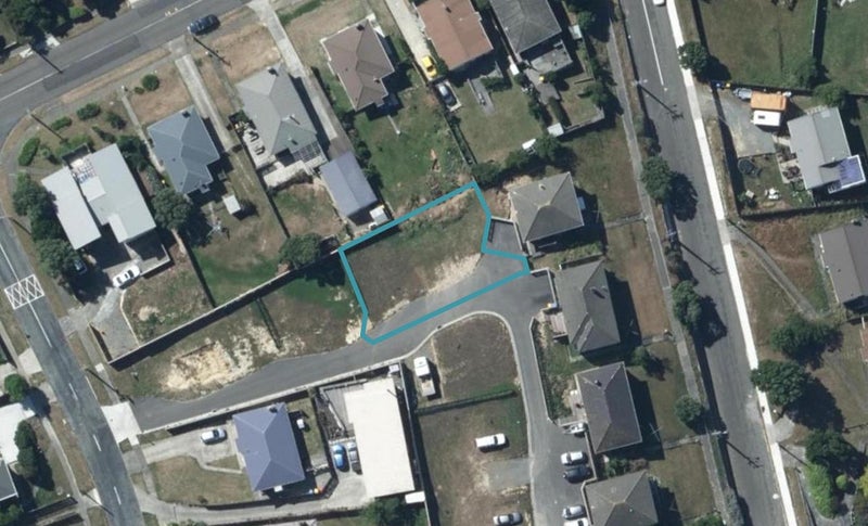 3C Taupiri Crescent, Titahi Bay, Porirua - Carousel 1