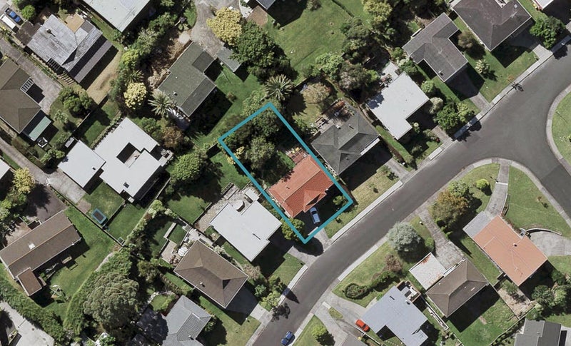56 Meadowvale Avenue, Forrest Hill, Auckland - Carousel 1