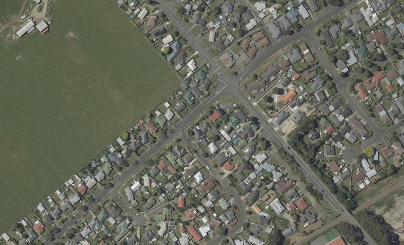 5 Peters Avenue, Cloverlea, Palmerston North - Carousel 1