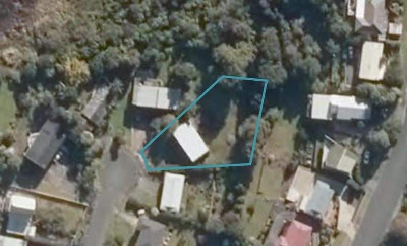 14 Arawa Place, Onerahi, Whangarei - Carousel 1