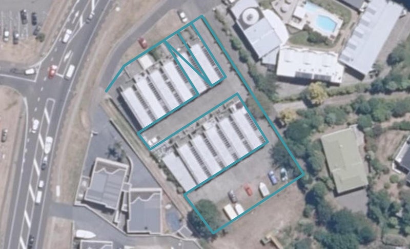 362 Lake Terrace, Two Mile Bay, Taupō - Carousel 1