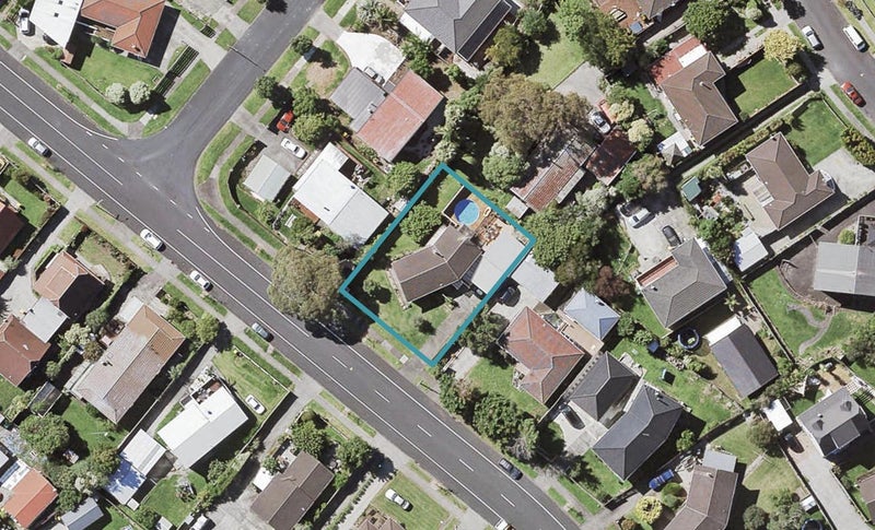 37 Cherry Road, Bucklands Beach, Auckland - Carousel 1