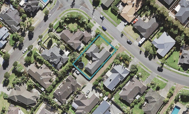 26 Pitoitoi Avenue, Greenhithe, Auckland - Carousel 1