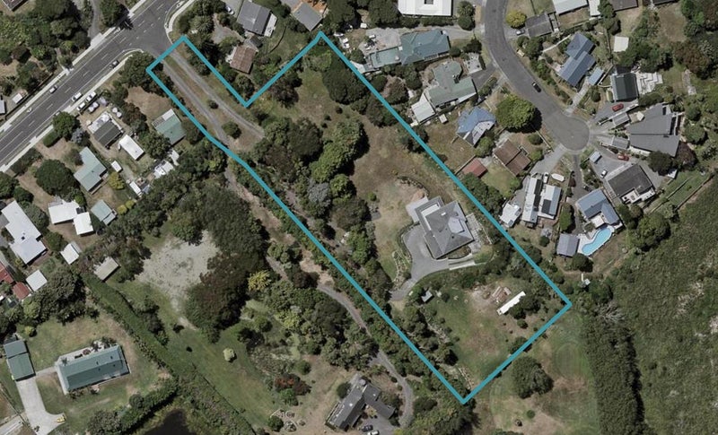 36B William Street, Waikanae Beach, Waikanae - Carousel 1