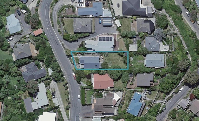 104 Nevay Road, Karaka Bays, Wellington - Carousel 1