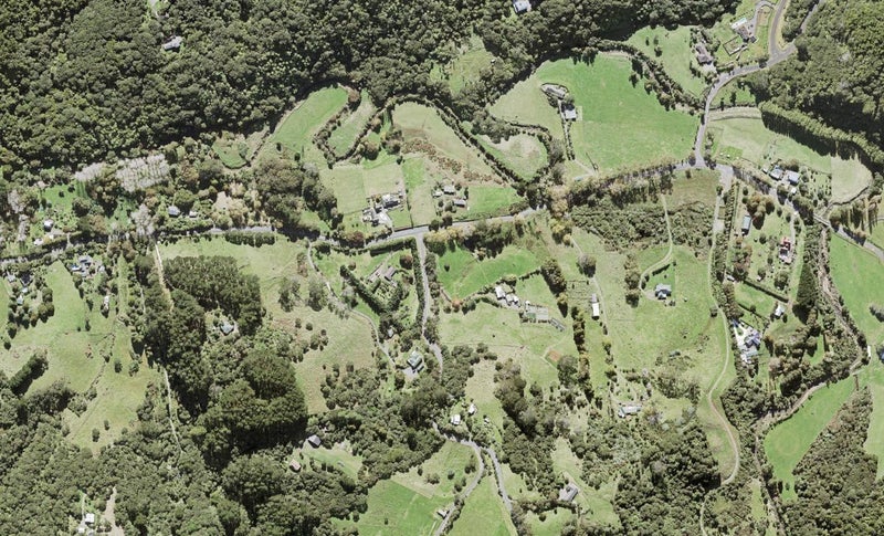 2 Long Road, Waitākere, Auckland - Carousel 1