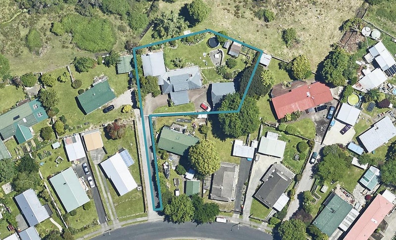 12 Landscape Drive, Ngongotaha, Rotorua - Carousel 1