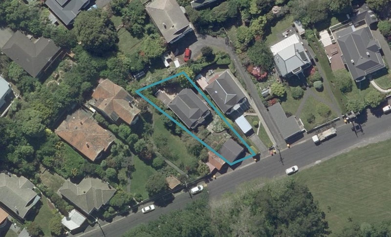 43 Scarba Street, Roslyn, Dunedin - Carousel 1