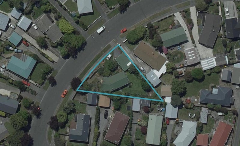 75 Warren Crescent, Hillmorton, Christchurch - Carousel 1