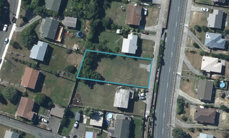 102 Te Pene Avenue, Tītahi Bay, Porirua - Carousel 1