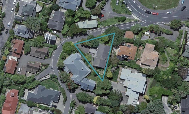 3 Roscoe Terrace, Wadestown, Wellington - Carousel 1