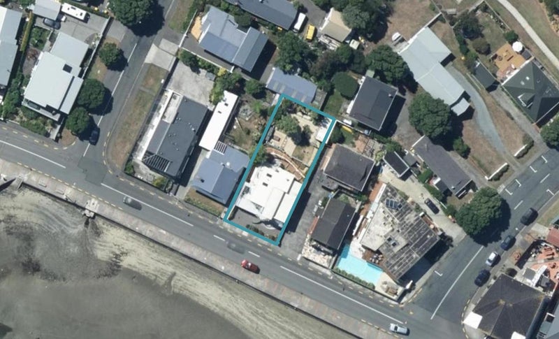 52 Moana Road, Plimmerton, Porirua - Carousel 1