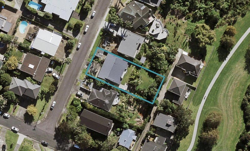 70 McBreen Avenue, Northcote, Auckland - Carousel 1