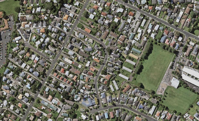 9 Motu Place, Mount Wellington, Auckland - Carousel 1
