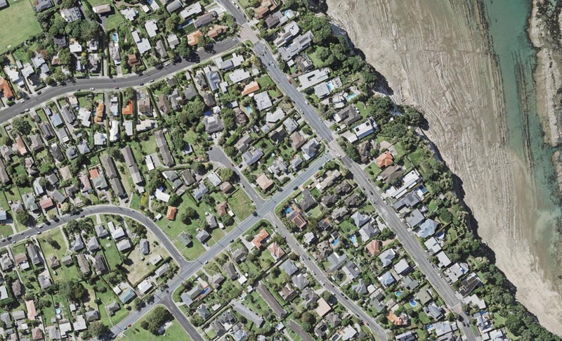 44B Montgomery Avenue, Belmont, Auckland - Carousel 1