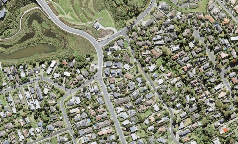 1015 Beach Road, TORBAY, AUCKLAND - Carousel 1