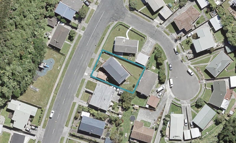 210 Major Drive, Kelson, Lower Hutt - Carousel 1