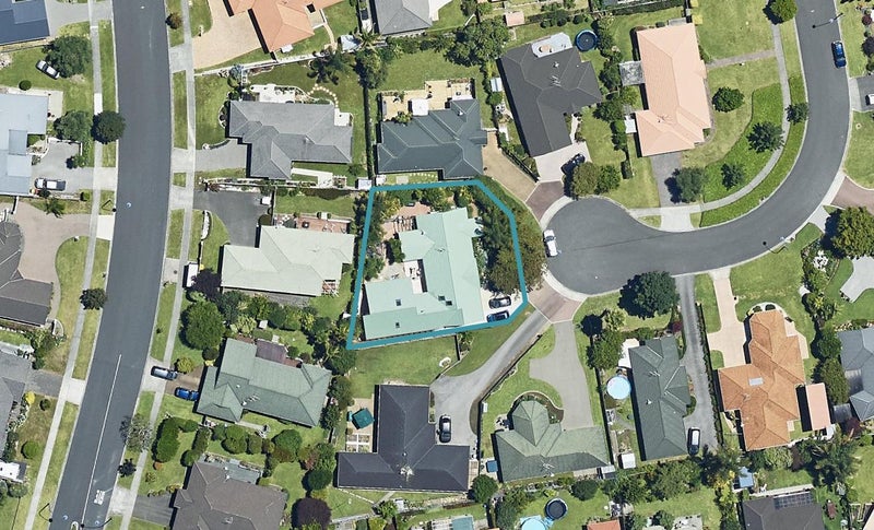 15 Donnington Place, Bethlehem, Tauranga - Carousel 1