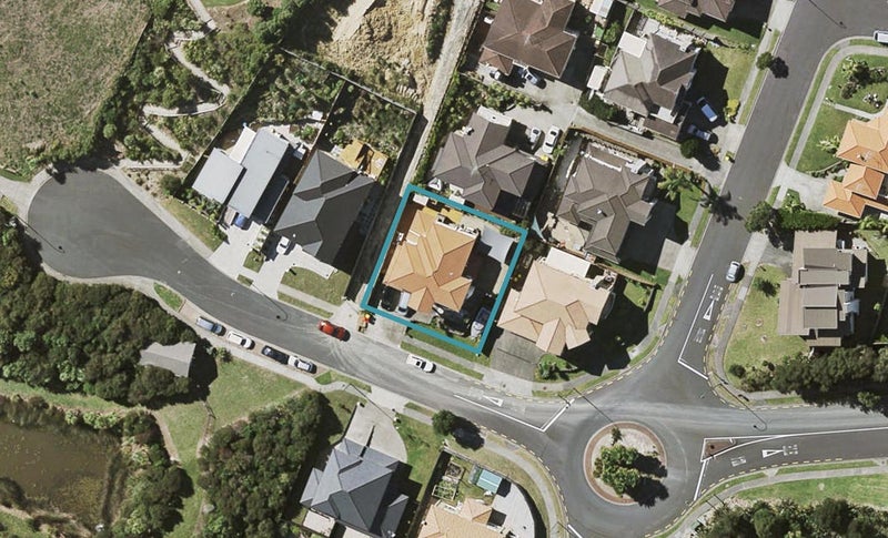 13 Living Stream Road, Albany Heights, Auckland - Carousel 1