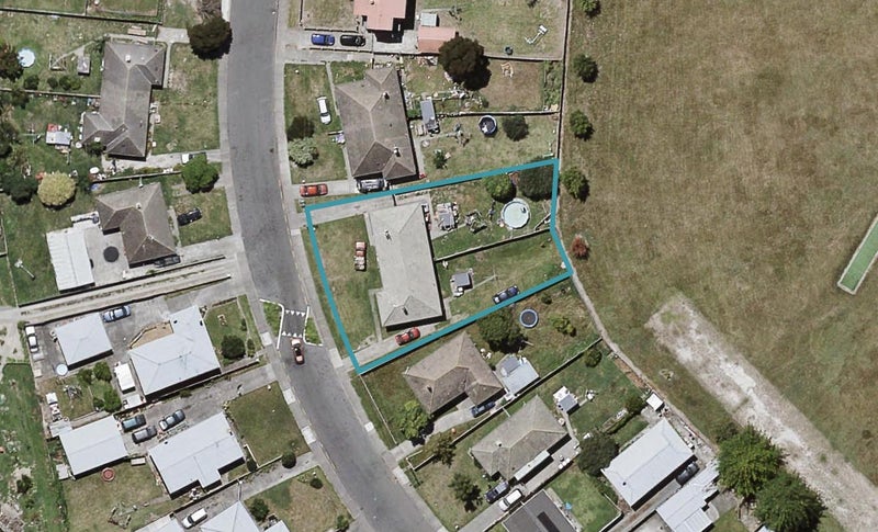 510 Lowe Street, Camberley, Hastings - Carousel 1