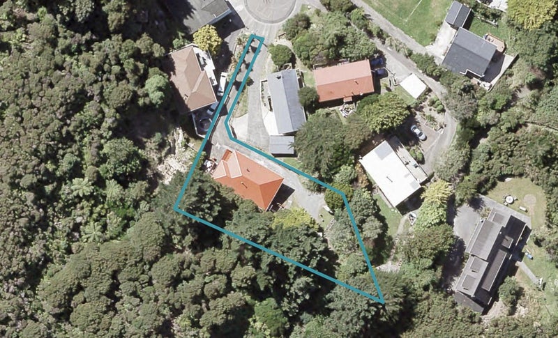 23 Davis Grove, Wainuiomata, Lower Hutt - Carousel 1