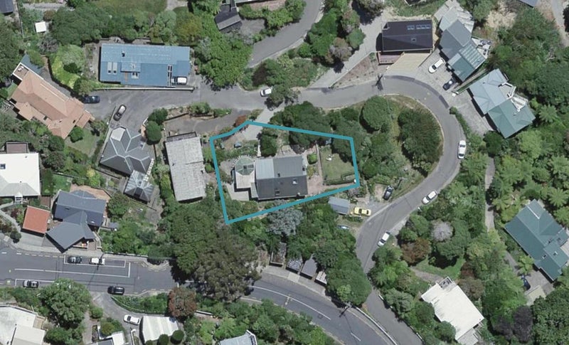 7 Lytton Street, Wadestown, Wellington - Carousel 1
