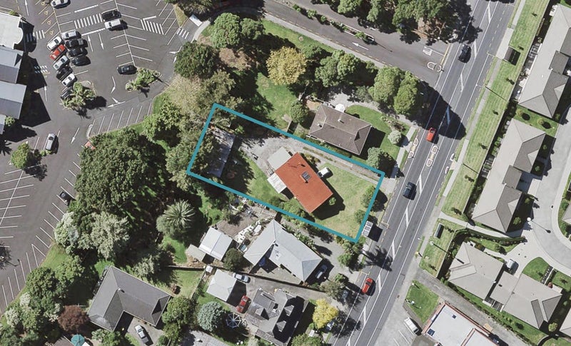111 Botany Road, Botany Downs, Auckland - Carousel 1