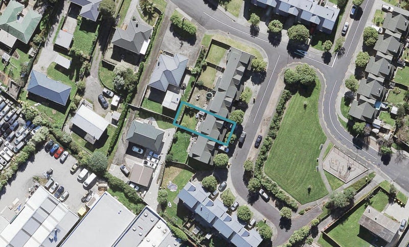 7 Standage Lane, Kelston, Auckland - Carousel 1