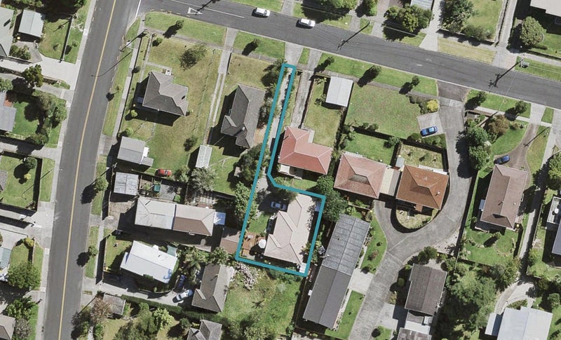5A Evans Road, Glen Eden, Auckland - Carousel 1