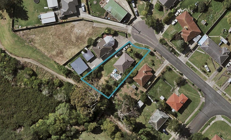 14 Bentley Road, Otara, Auckland - Carousel 1