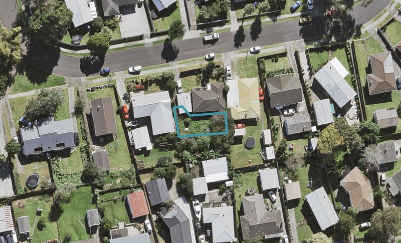 48A Kemble Close, Mangere, Auckland - Carousel 1