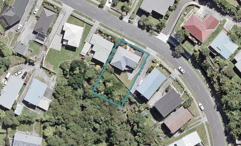 20 Cypress Drive, Maungaraki, Lower Hutt - Carousel 1