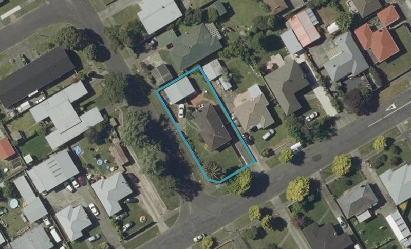 21 Liverpool Street, Takaro, Palmerston North - Carousel 1