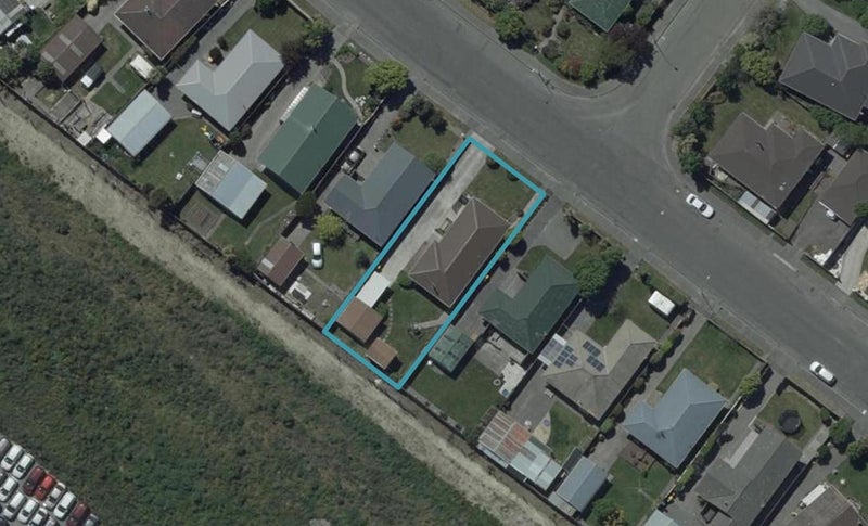 39 Boston Avenue, Hornby, Christchurch - Carousel 1