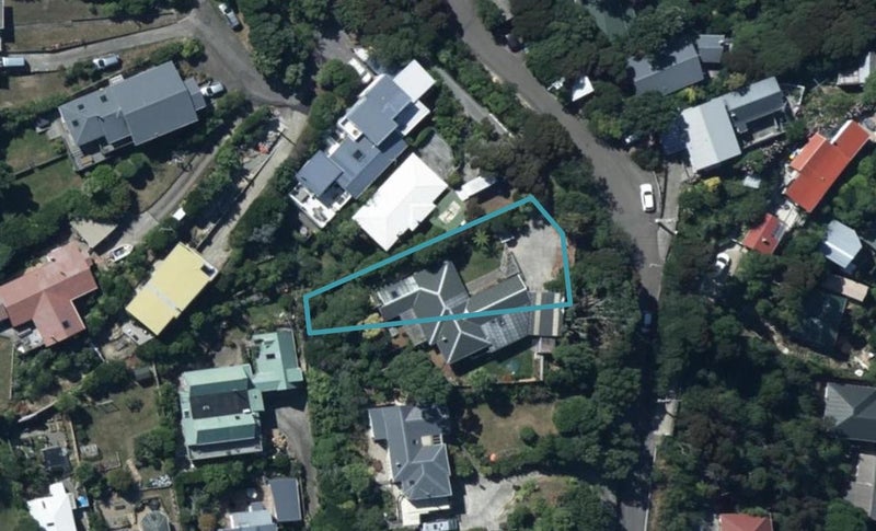39 Gordon Road, Plimmerton, Porirua - Carousel 1
