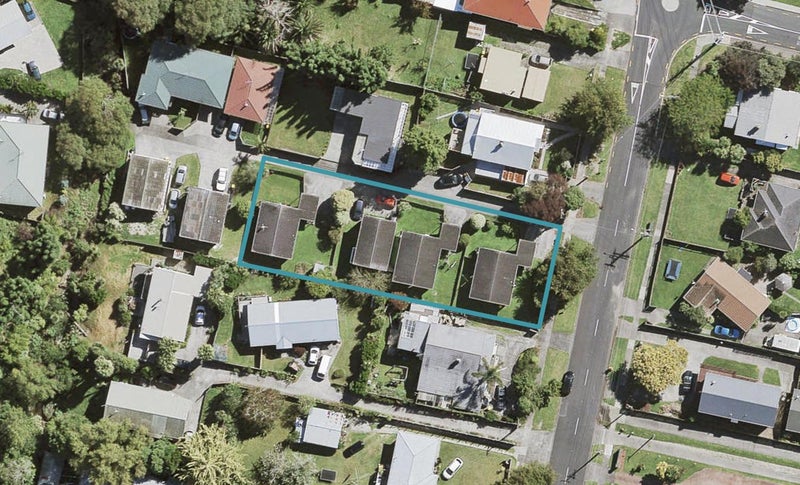 55 Woodglen Road, Glen Eden, Auckland - Carousel 1