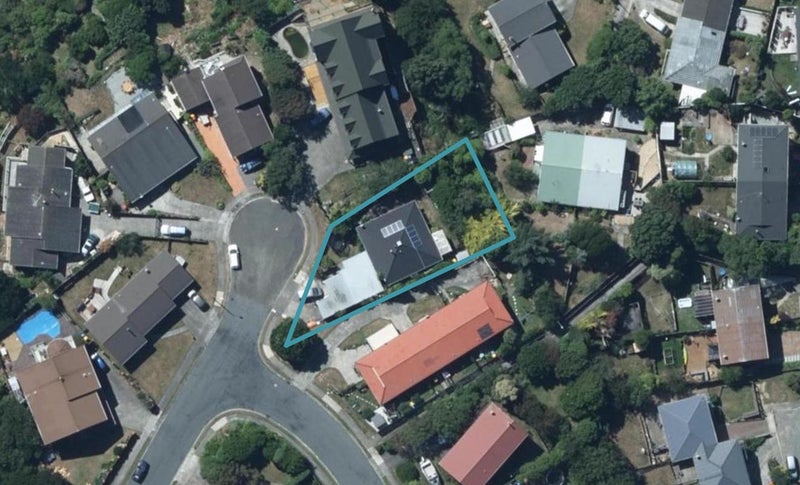 37 Kinloch Place, Papakowhai, Porirua - Carousel 1