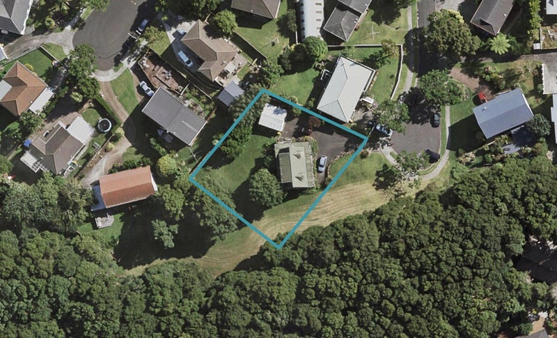 5 Teak Grove, Totara Heights, Auckland - Carousel 1