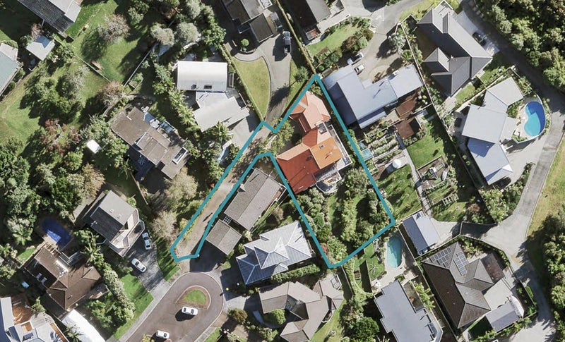 22 Oakpark Place, West Harbour, Auckland - Carousel 1