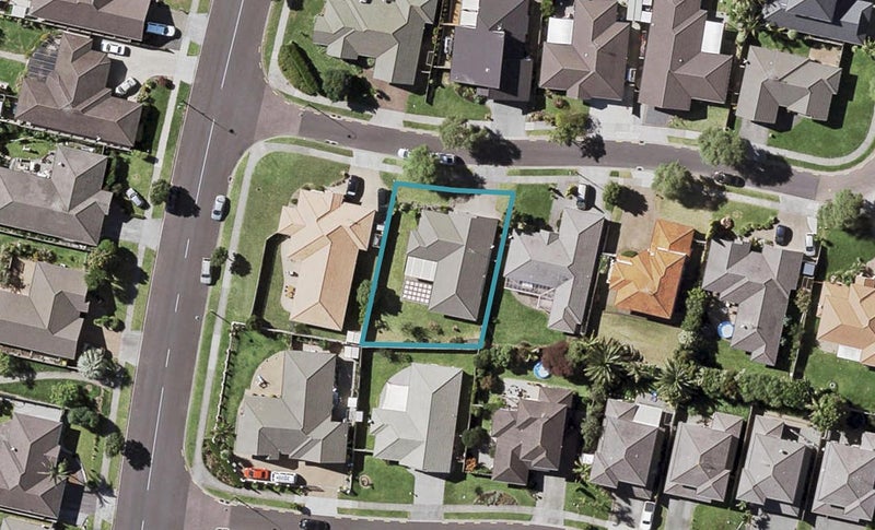 44 Erne Crescent, East Tamaki, Auckland - Carousel 1