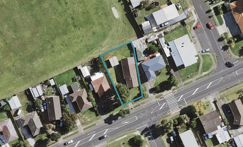 159 Mahia Road, Wattle Downs, Auckland - Carousel 1