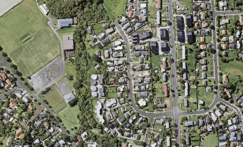 32 Takitimu Street, Orakei, Auckland - Carousel 1